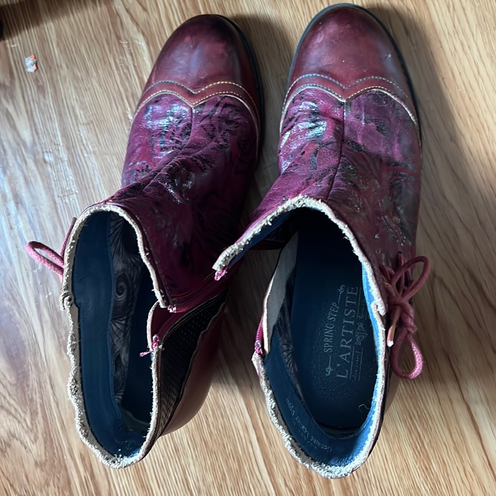 L’Artiste Leather Boots